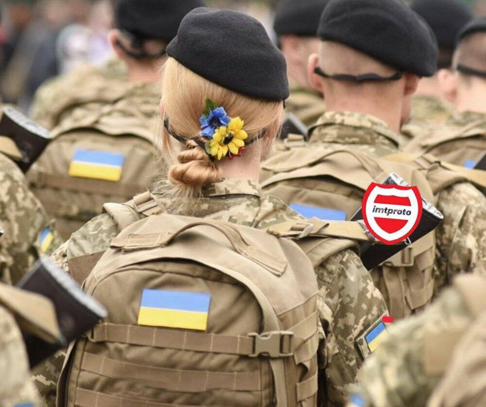سرباز زن اوکراینی