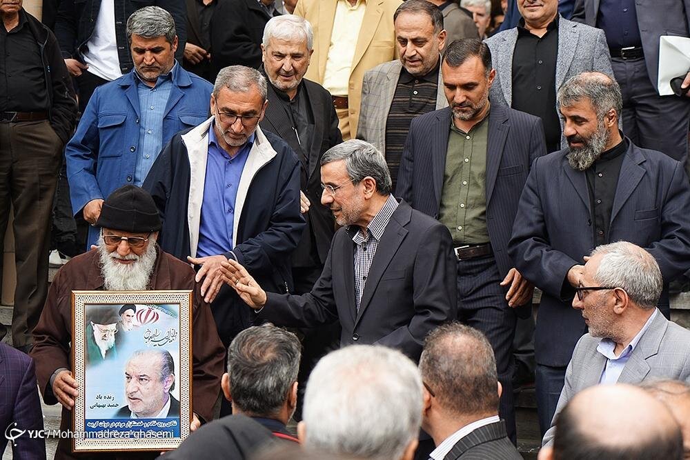 محمود احمدی نژاد شییع پیکر مرحوم دکتر حمید بهبهانی