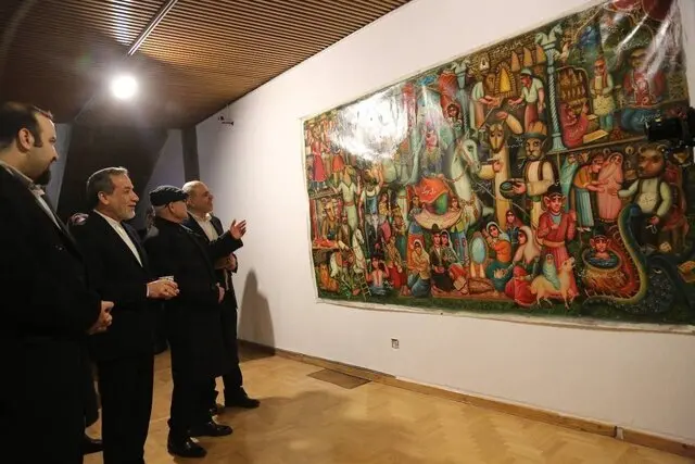 عراقچی و همسرش