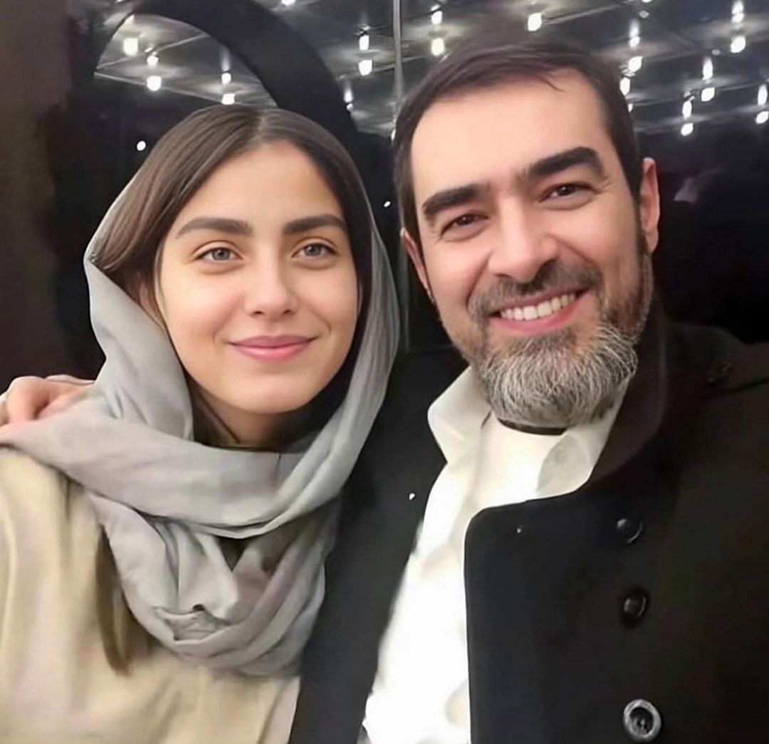عکس جدید شهاب حسینی در کنار همسر جوانش / ساناز ارجمند کیست؟ + عکس 2
