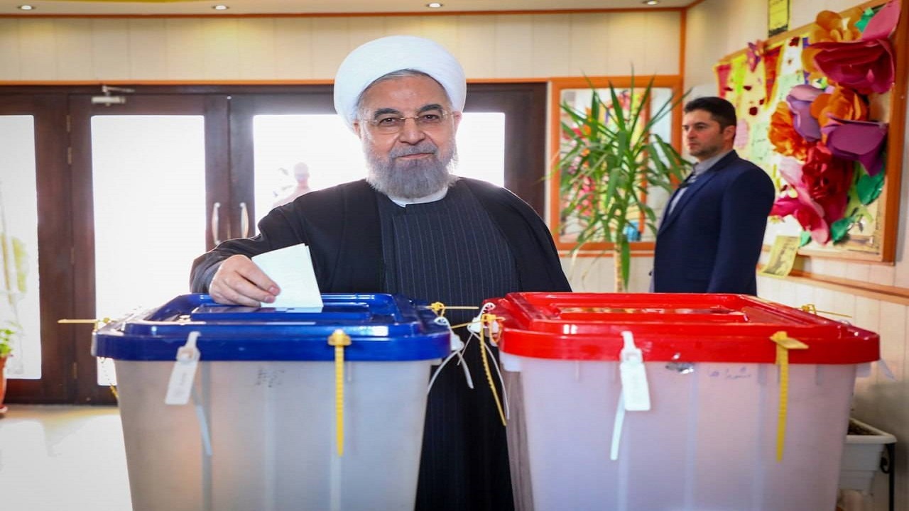 شرکت حسن روحانی در انتخابات