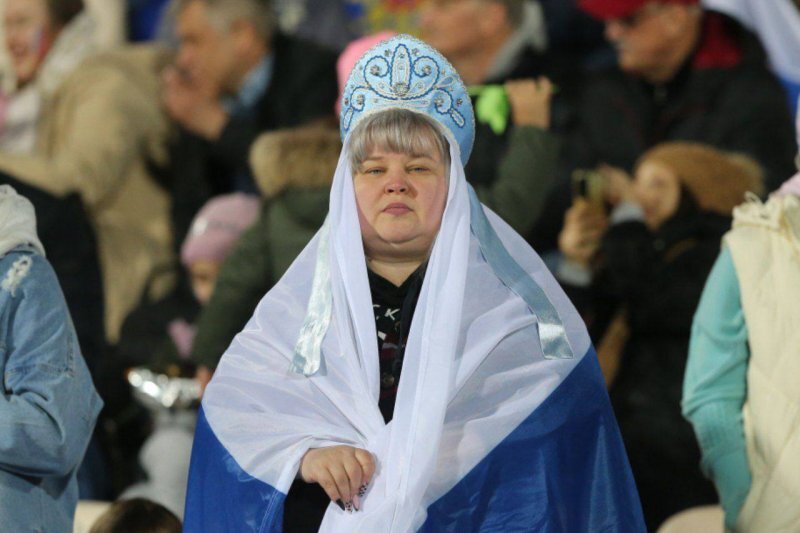 عجیب‌ترین زن روس در ورزشگاه آزادی