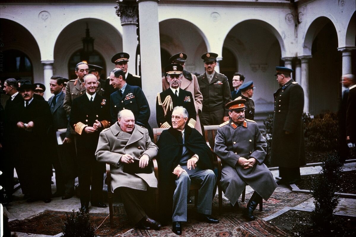 دیدار تاریخی چرچیل، روزولت و استالین