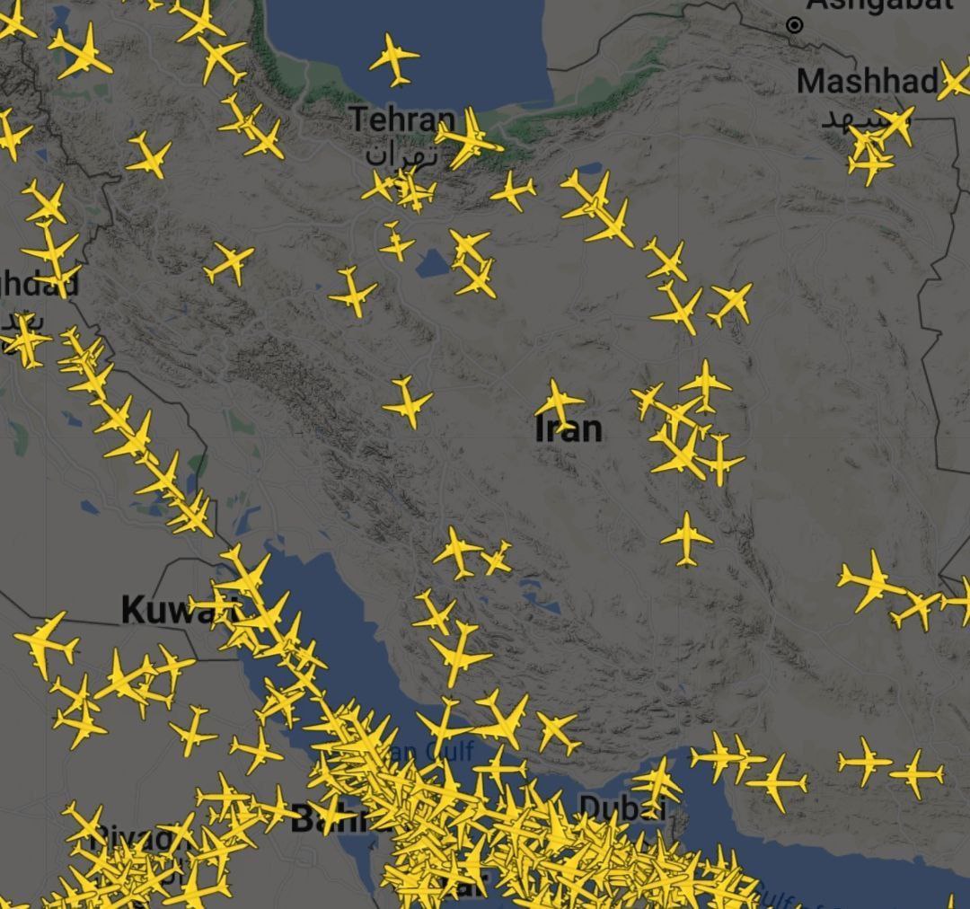 ماجرای کلیر شدن آسمان ایران چیست؟ آسمان برخی مناطق ایران پرواز ممنوع شد؟ 3