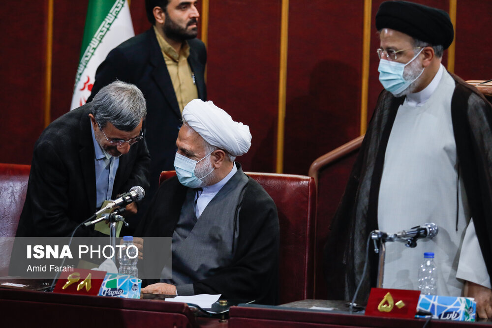 محمود احمدی نژاد در مجمع تشخیص مصلحت نظام
