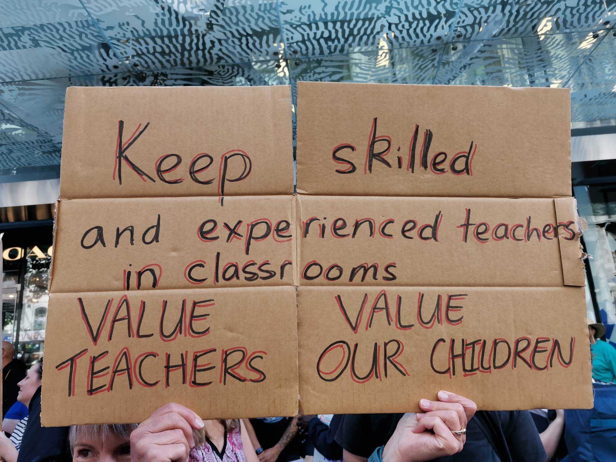 اعتصاب و تظاهرات اعتراضی سراسری معلمان