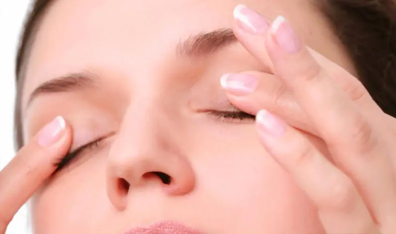 هشدار؛ چشمهایتان را در این زمان ماساژ ندهید 2