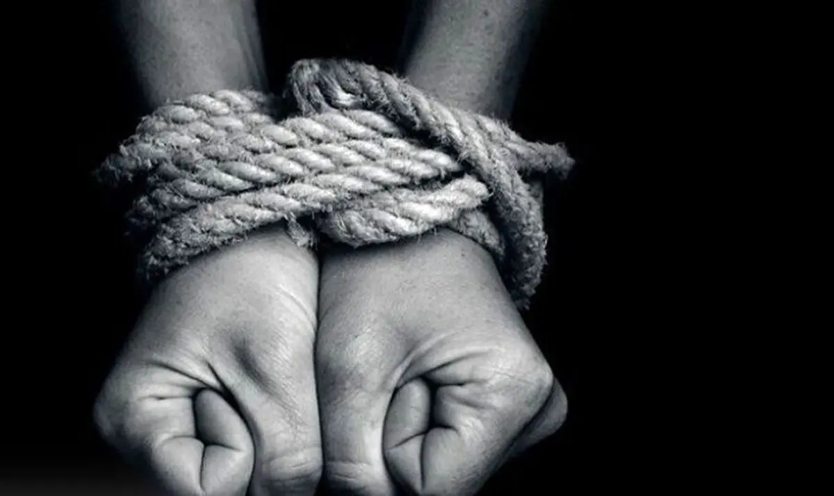 انتقام هولناک پدر غیرتی از مزاحمان دخترش | دخترم متاهل است و به او پیامک شیطانی میدادند