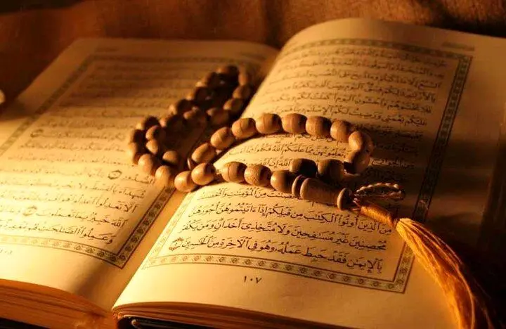 آیا تکرار استخاره صحیح است؟