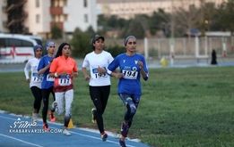 تصاویر لورفته و جنجالی از پوشش زنان آسیایی در ورزشگاه انقلاب تهران/ رئیس فدراسیون برکنار شده :هیچ «نری» در محوطه پر نمی‌زد