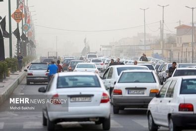 قم در گرد و غبار غرق شد