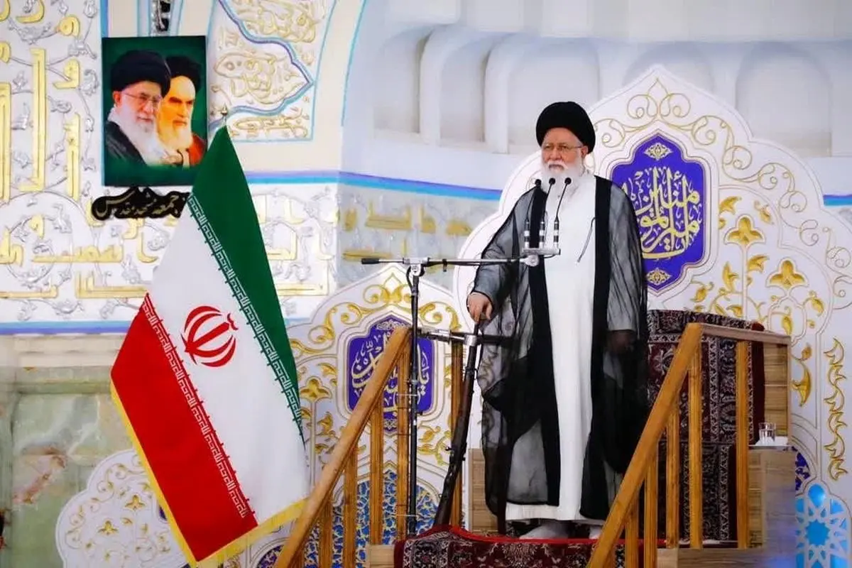 هشدار آیتالله علمالهدی به جریان های سیاسی زاویه دار با رهبر ی / غاصب ولایت هستید