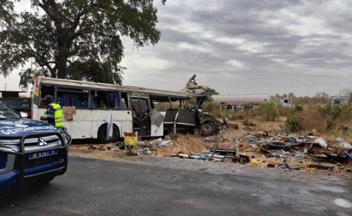تصادف مرگبار یک اتوبوس مسافربری | ۲۳ نفر جان باختند