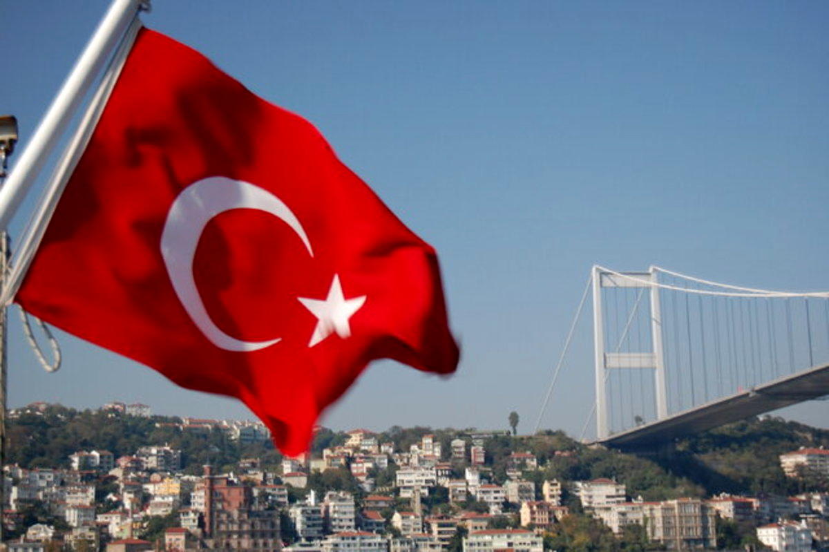 وزیر کشور ترکیه به آمریکا: دست کثیفت را از ترکیه بکش