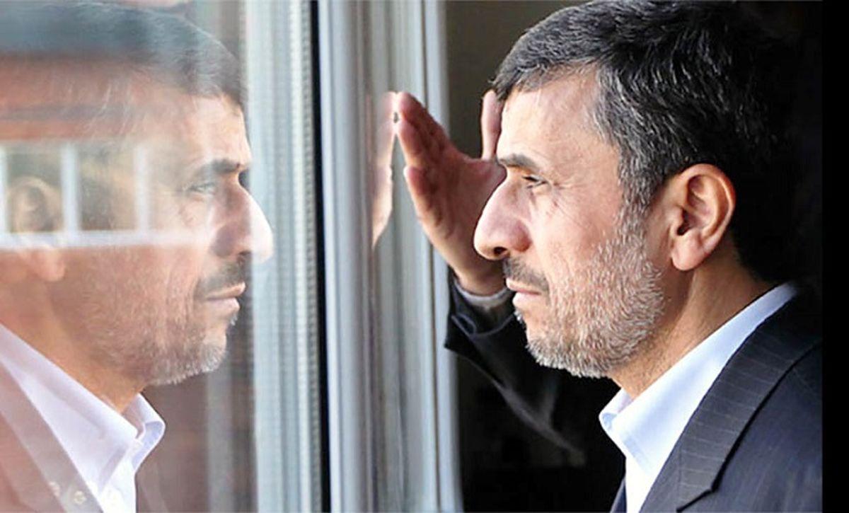 آخرین بار احمدی‌نژاد کجا دیده شد؟ / عکس