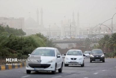 قم در گرد و غبار غرق شد