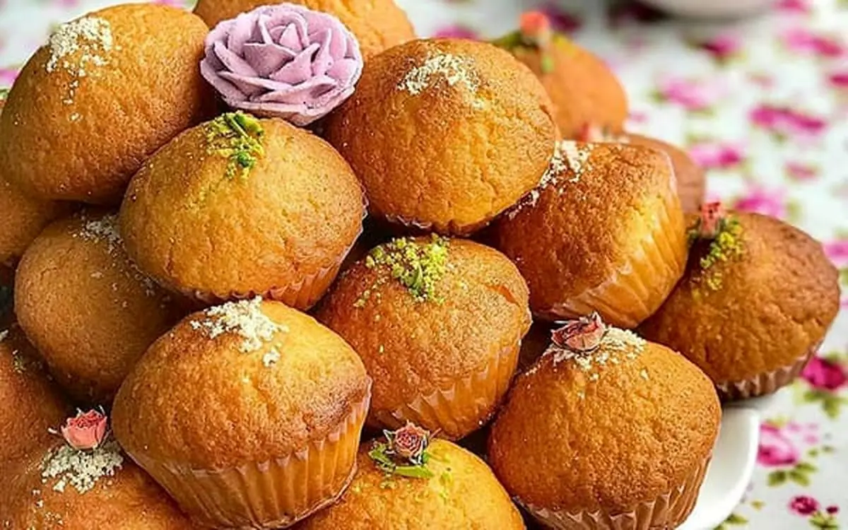 طرز تهیه کیک یزدی خانگی ساده با پف زیاد به روش بازاری