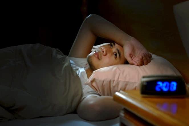 بی خوابی با بدن و مغز چه می کند؟ | عوارض جبران ناپذیر کمبود خواب