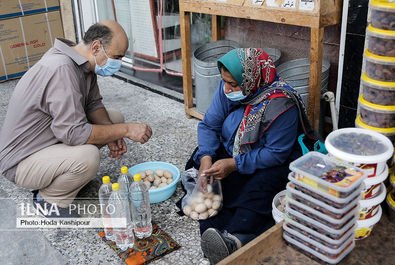 زنان دستفروش