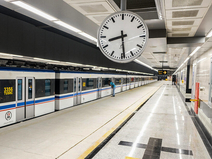 فعالیت مترو تهران تا ساعت ۲ بامداد در شب‌های قدر