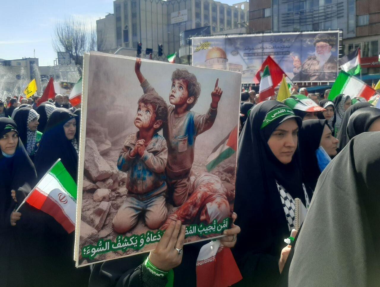  چهرهای سیاسی و نظامی در راهپیمایی روز قدس، از حسن روحانی تا ناطق نوری؛ احمدی نژاد نبود+تصاویر