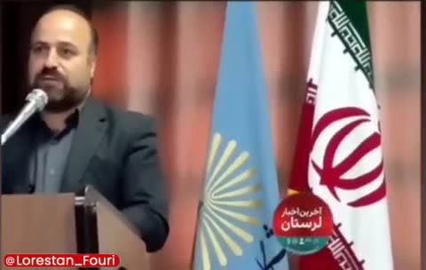 شوخی جنجالی شهردار خرم آباد با دختران دانشجو خبرساز شد + فیلم