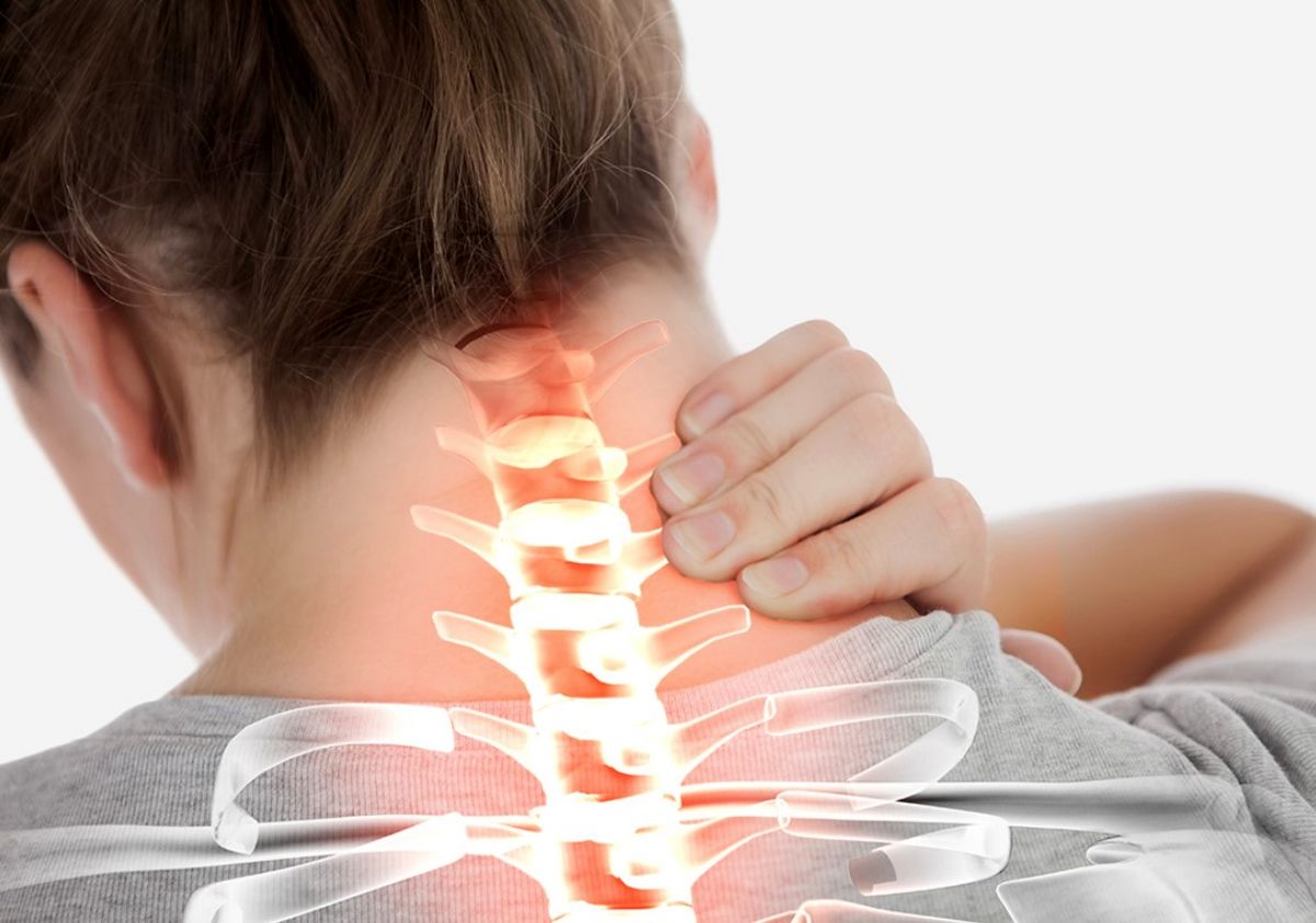 بهترین راه های درمان گردن درد در خانه