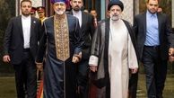 «لباس ویژه» سلطان عمان در مهمانی رئیسی / عمامه بنفش و قرمز او نشانه چیست؟ + تصاویر