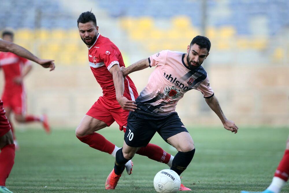 پرسپولیس مقابل نساجی متوقف شد