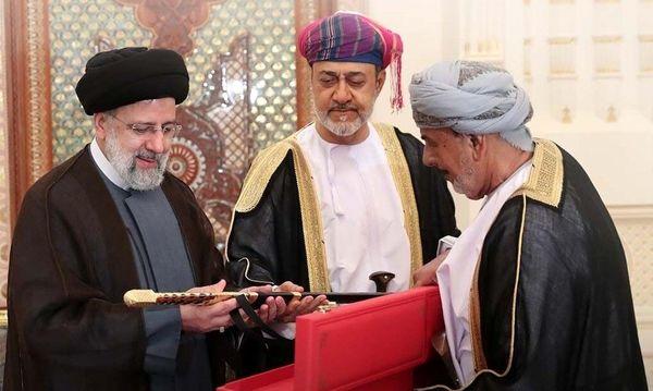 هدیه سلطان عمان به رئیسی چه بود؟ + عکس