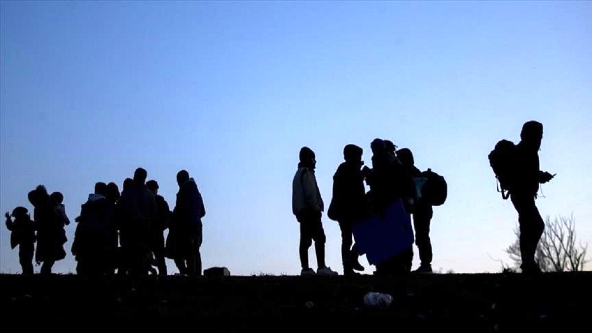 آمار ترسناک از صف‌کشیِ ایرانی‌ها برای مهاجرت