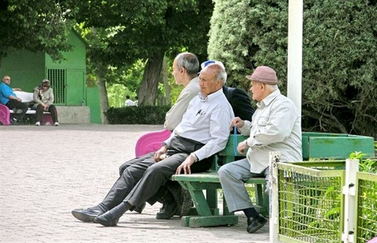 خبر مهم درباره تمدید بیمه تکمیلی بازنشستگان | گلایه‌های بازنشستگان از خدمات بیمه تکمیلی