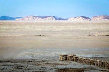 هشدار ؛ دریاچه ارومیه دوباره بی‌جان و خشک می شود