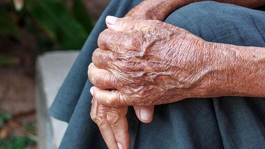 مهمترین نشانه‌های بروز پیری در بدن 
