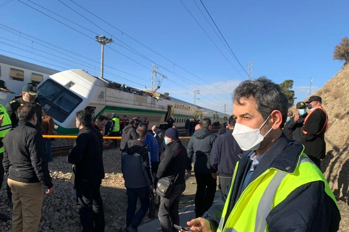 ماجرای ریزعلی متروی تهران چه بود؟ | مردی که اجازه برخورد قطار سوم در حادثه قطار تهران- کرج را نداد