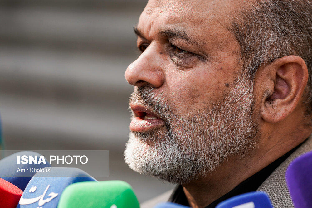 وزیرکشور: برخی عوامل درگیر با انفجارهای تروریستی کرمان دستگیر شدند

