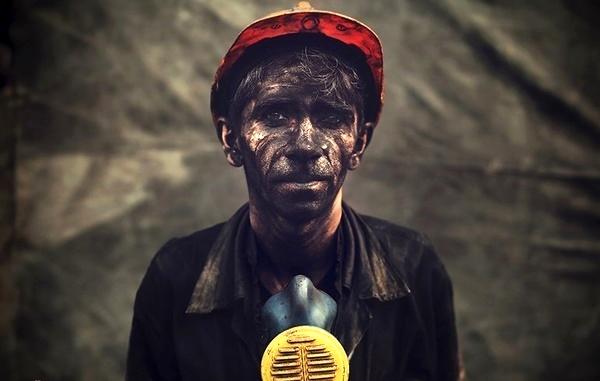 «دستمزدِ بی‌مقدار» به ازای ۸۵ واگن زغال/کارگران معادن کرمان؛ ۱ روز برای خود، ۲۹ روز برای بهره‌بردار