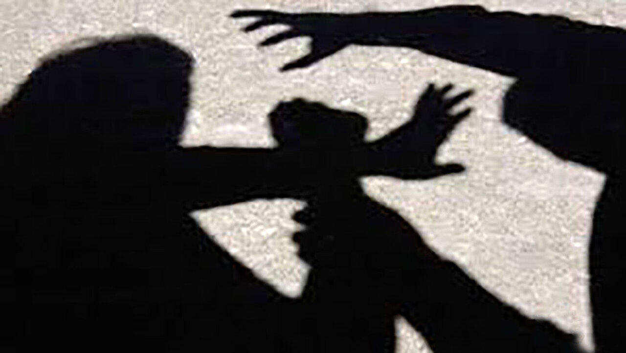 آزار 2 دختر دانش‌آموز در بیابان های ورامین؛ حکم اعدام برای 4 پسر