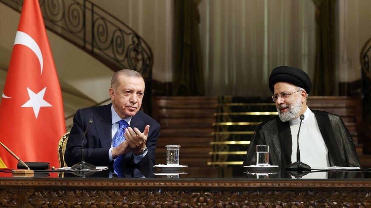 روابط ایران و ترکیه بحرانی شد /لغو یا تعویق دیدار رئیسی از ترکیه؟