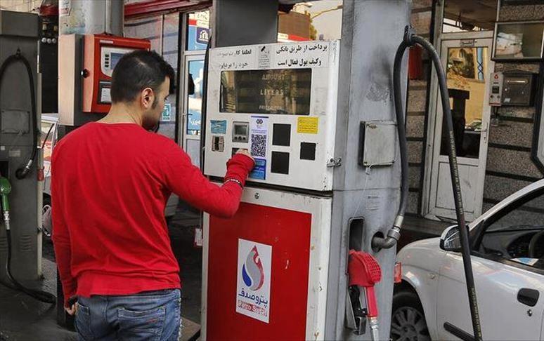 خبر جدید از سهمیه بندی بنزین/ سهمیه یارانه ۱۵ لیتر بنزین به هر ایرانی منتفی شد؟ 