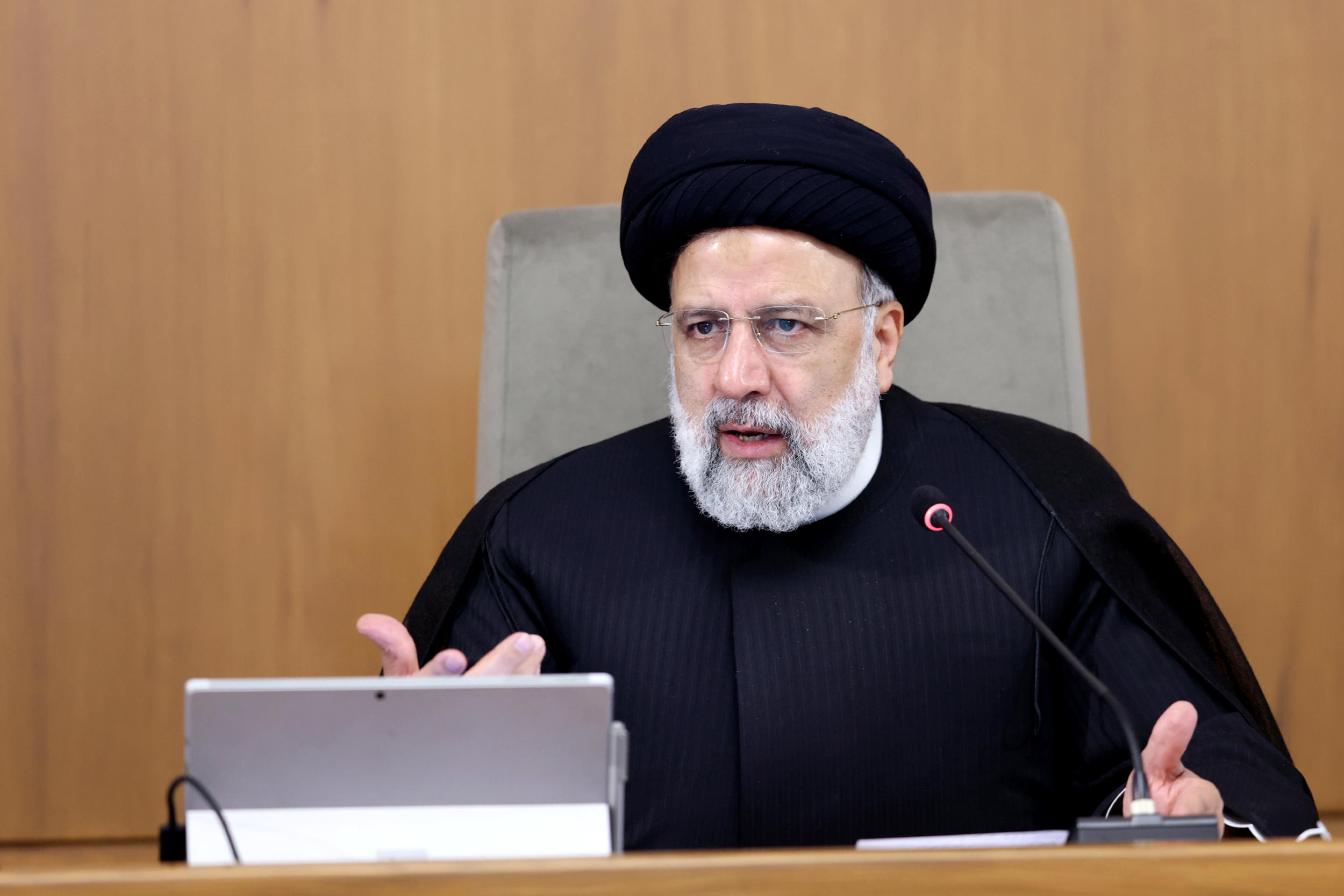دستور جدید رئیسی برای پیگیری حق‌آبه ایران از هیرمند