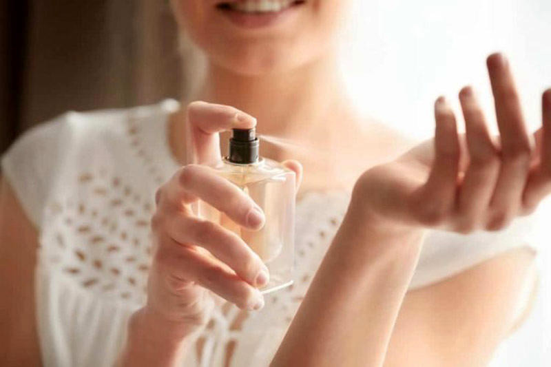 چطور بدون عطر زدن همیشه خوشبو باشیم؟