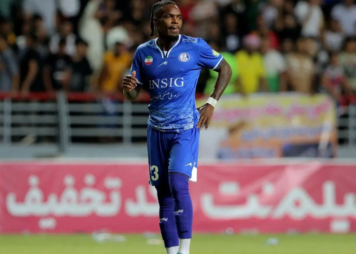 شکار بزرگ؛ پرسپولیس ؛ ستاره آبی ها، قرمز پوش شد