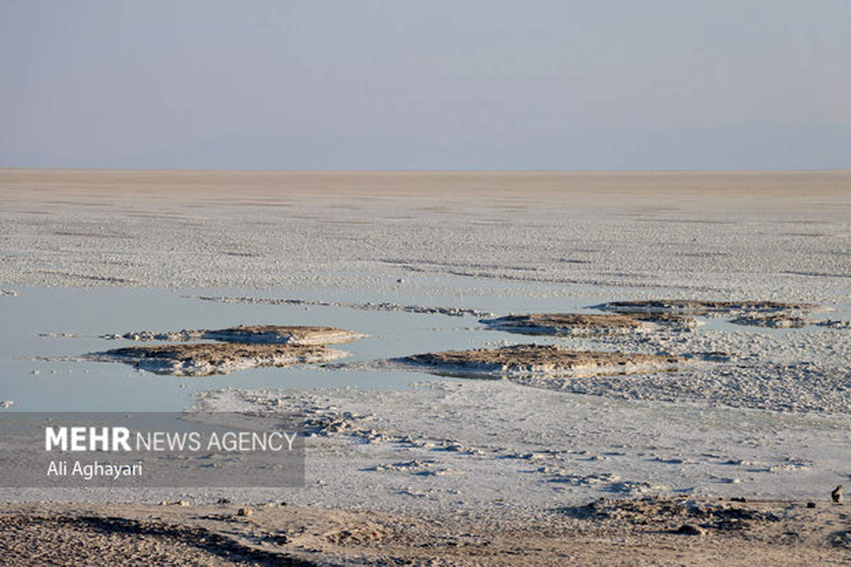 درخواست 43نماینده مجلس برای انتقال آب خلیج فارس به دریاچه ارومیه