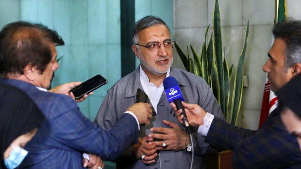 شهردار تهران در اوج آلودگی هوا قیمت دلار را تحلیل کرد