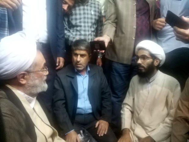 تندروها مراسم شهید صدوقی در مسجد حظیره یزد را به آشوب کشیدند! / ویدئو