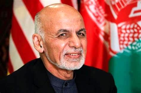 طبق قانون اساسی افغانستان من هنوز رئیس جمهورم!