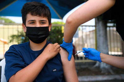 واکسیناسیون دانش آموزان اجباری خواهد بود؟