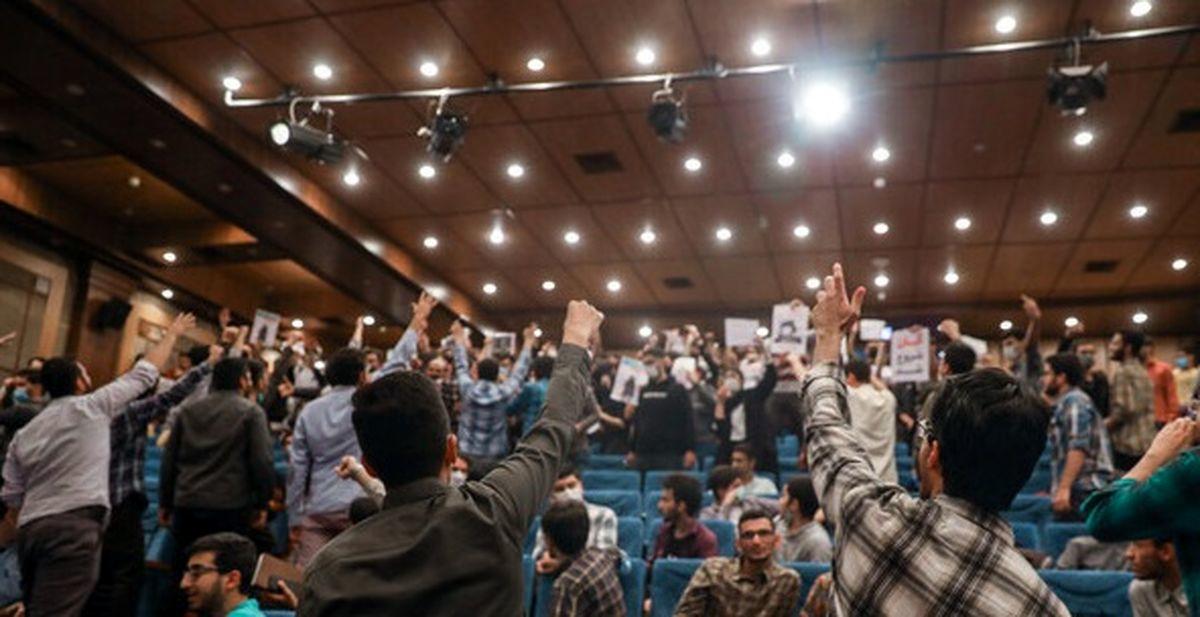 رئیس دانشگاه خواجه نصیر: دانشجویان معترض، می‌توانند در محوطه بنشیند و سرکلاس نروند/دانشگاه اصلا در دستگیری دانشجویان دخیل نیست
