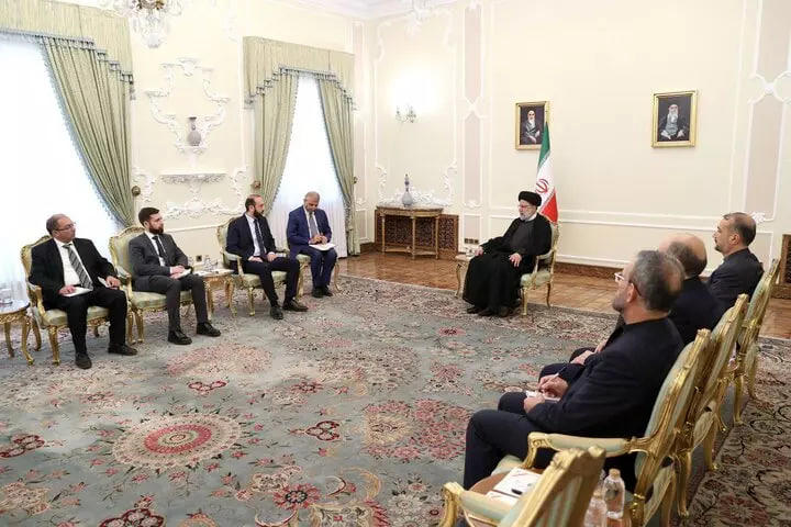رئیسی در دیدار با وزیر خارجه ارمنستان چه گفت؟